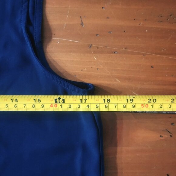 Sami & Jo Women's Sleeveless Blouse in Navy Keyhole Neckline - Size S - Picture 5 of 10